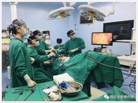 2019-06-28. MWC de Shanghai 2019. Dr. Antonio de Lacy. Primera cirugía teleasistida 5G en Asia 04